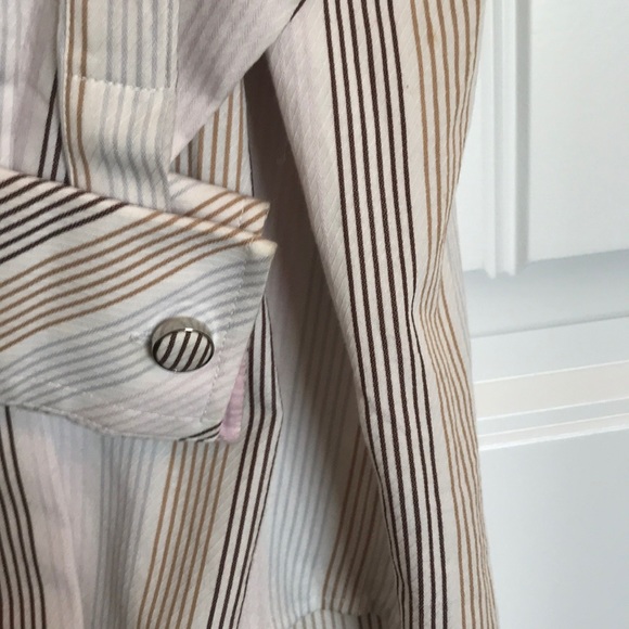 Button up with cuff links - Picture 2 of 5